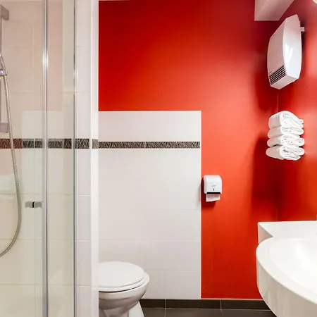 Hotel Ace Troyes 3*