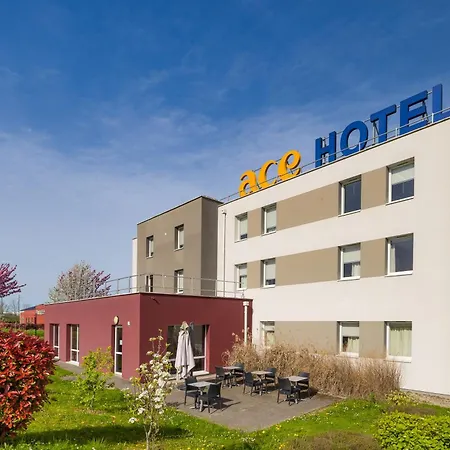 Ace Troyes 3*