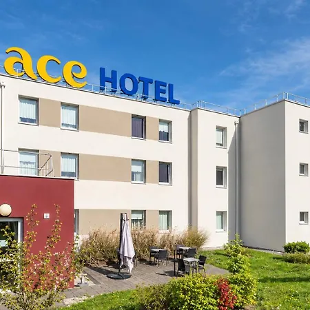 Ace Troyes