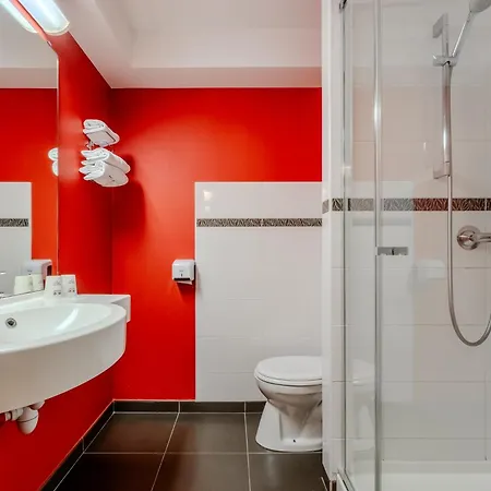 Otel Ace 3*