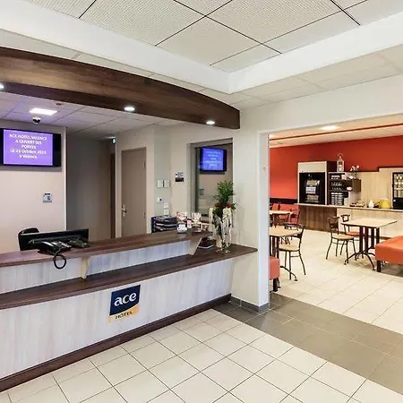 Hotel Ace Troyes 3*